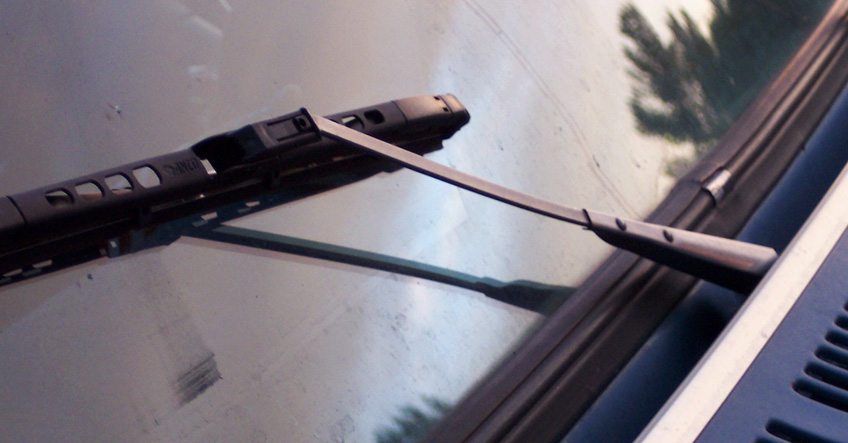 Hill International Trucks How to Replace Wiper Blades